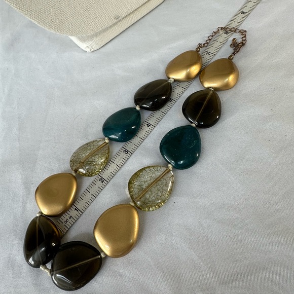 Neutral taupe gold and green statement necklace - Picture 3 of 5